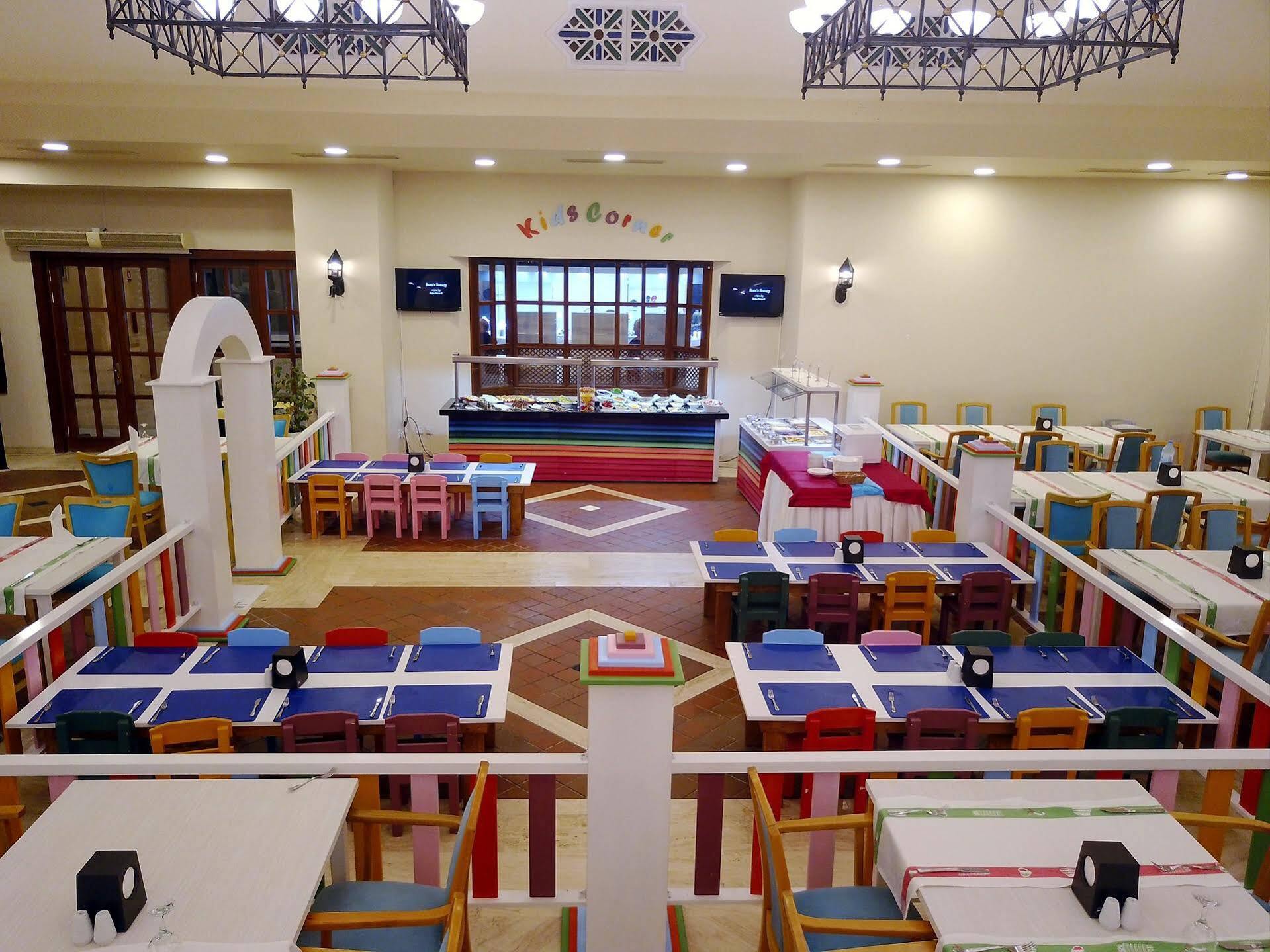 Salamis Bay Conti Hotel Agios Sergios Eksteriør bilde